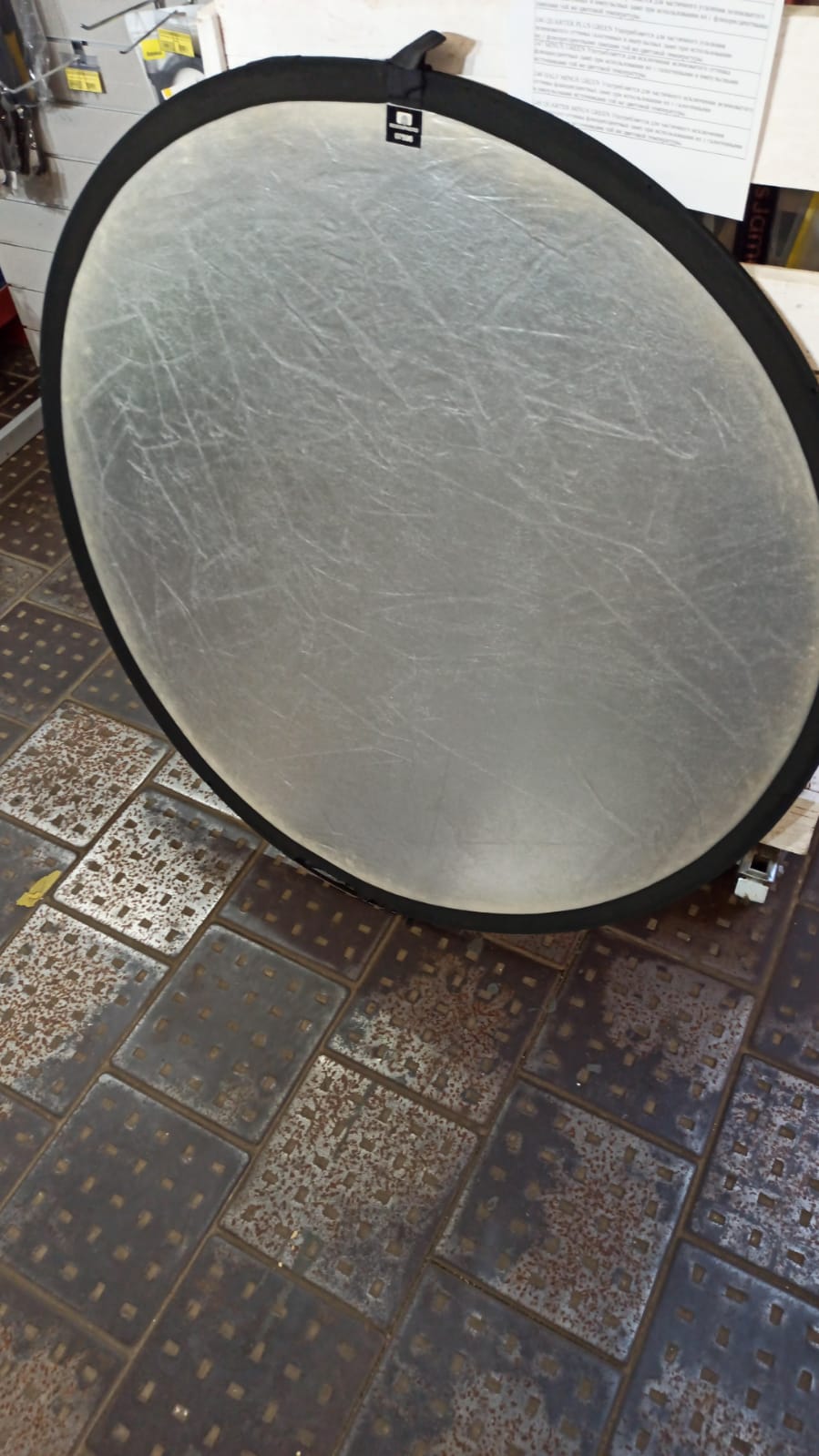 Лайт-диск 107 см серебро-белый Aurora (07596) в магазине RentaPhoto.Store