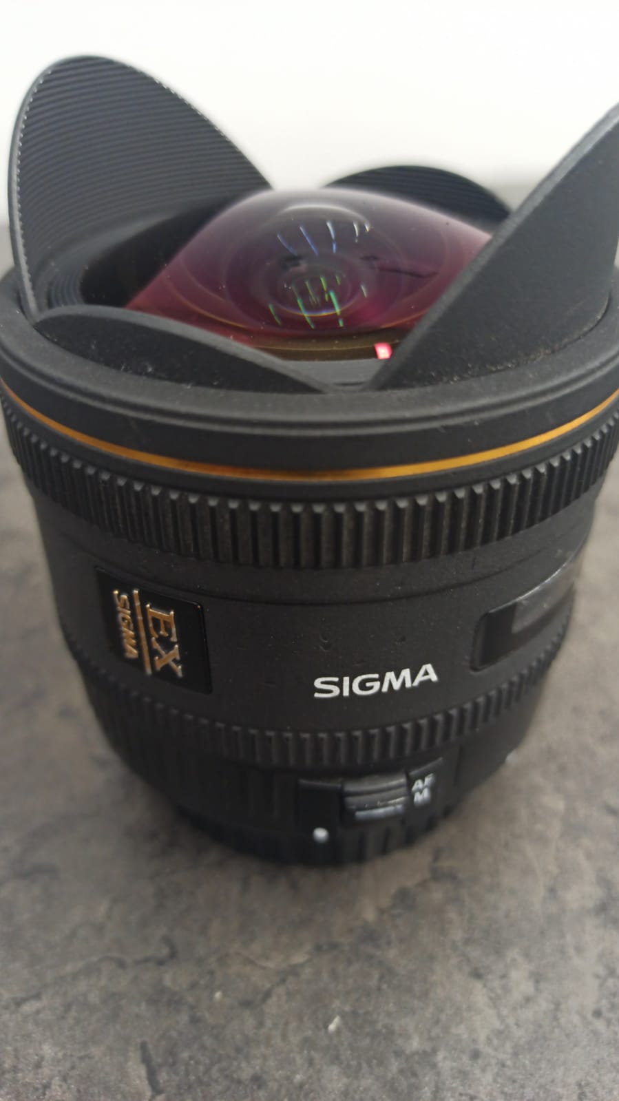 Sigma AF 10 f/2.8 EX DC HSM Fisheye для Canon в магазине RentaPhoto.Store