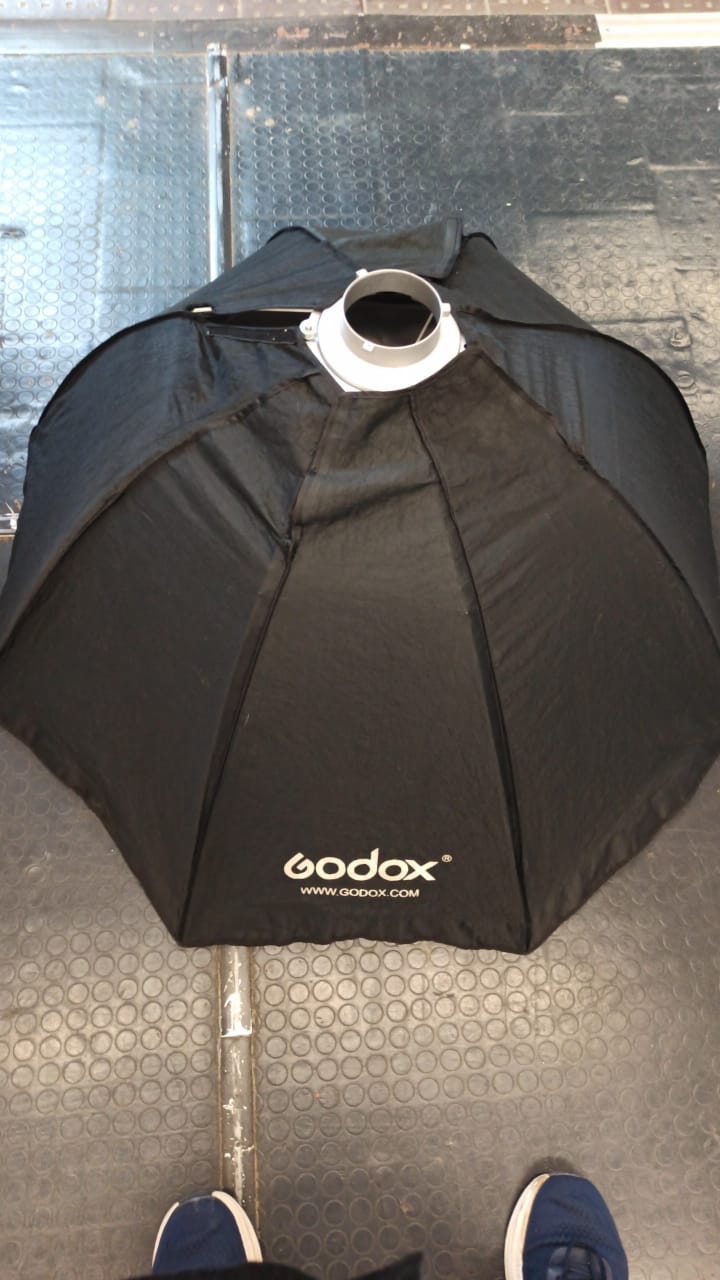 Октобокс-зонт 120 см Godox с сотами (29161)  в магазине RentaPhoto.Store